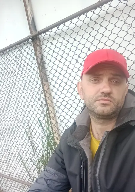 Я Дима, 37, знакомлюсь на одну ночь в Поворине