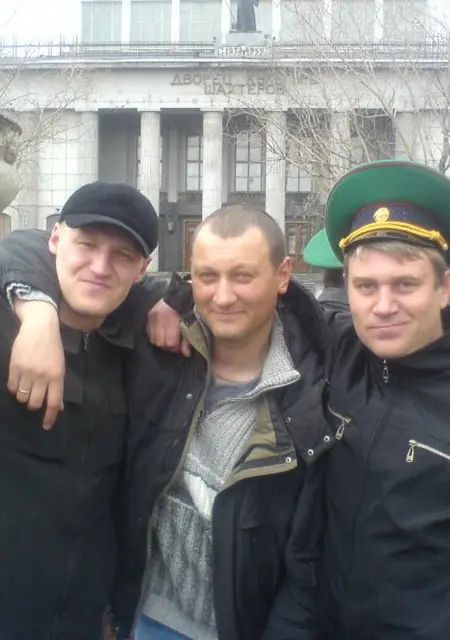 Я Alex, 47, из Коряжмы, ищу знакомство для вирта