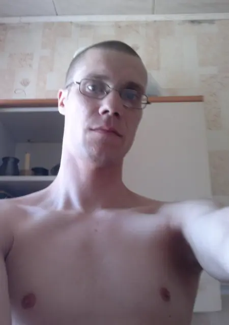 Илья из Нарьяна-Мара, мне 38, познакомлюсь для общения