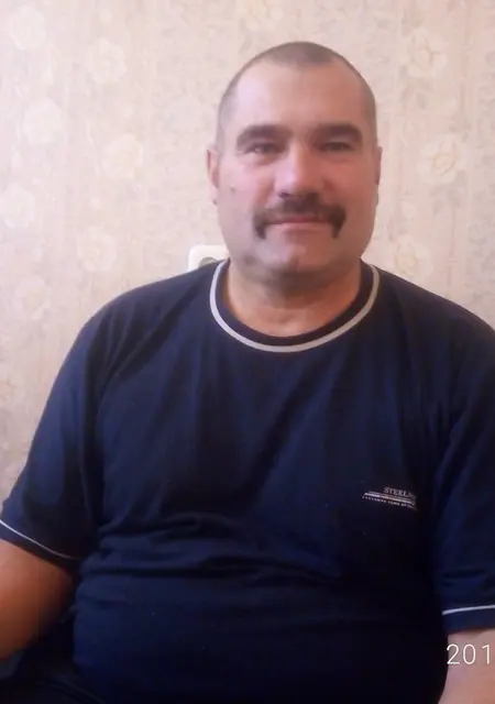 Олег из Мозыря, мне 46, познакомлюсь для дружбы