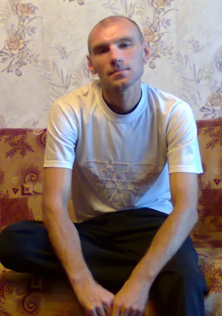 Я Yura, 45, знакомлюсь без обязательств в Ефремове