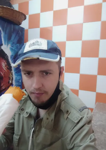 Иван из Петрозаводска, ищу на сайте общение