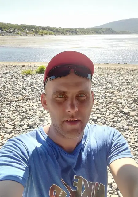 Макс из Магадана, мне 45, познакомлюсь для приятного времяпровождения