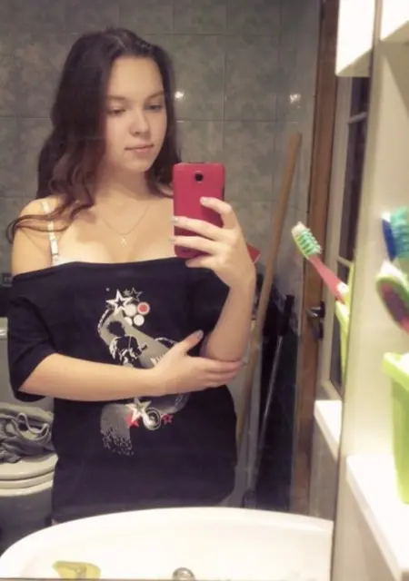 Марина из Курска, мне 25, познакомлюсь для вирта