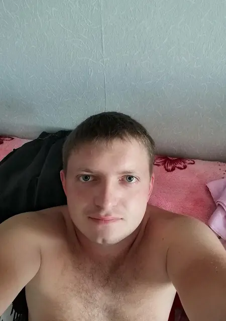 Евгений из Новочеркасска, ищу на сайте знакомства на одну ночь