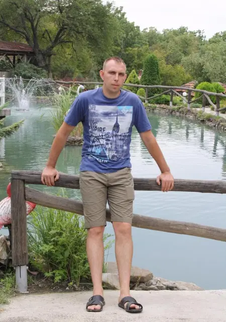 Я Юрий, 45, знакомлюсь для общения в Новочеркасске