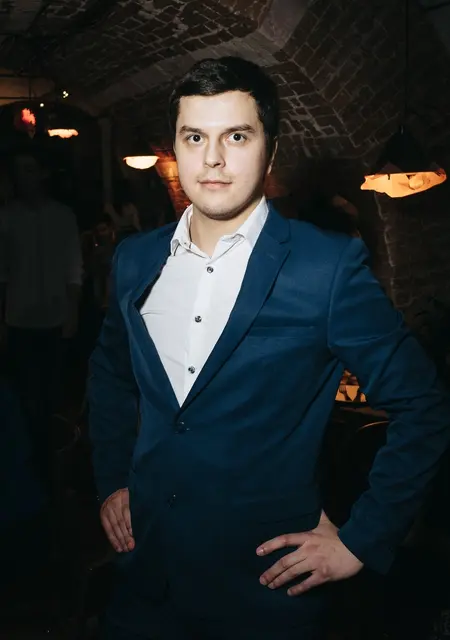 Я Влад Грей, 38, из Волгодонска, ищу знакомства на одну ночь