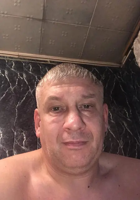 Павел из Кемерово, ищу на сайте знакомства без обязательств