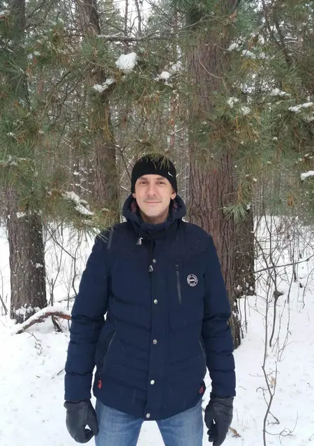 Я Вячеслав, 43, из Речицы, ищу знакомство для приятного времяпровождения