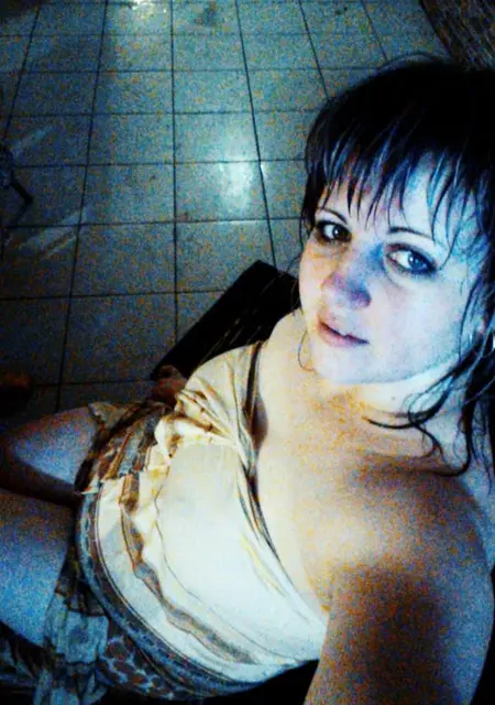 Я Инга, 35, знакомлюсь для дружбы в Саратове