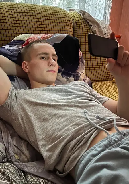Я Артем, 26, из Темрюка, ищу знакомство для общения