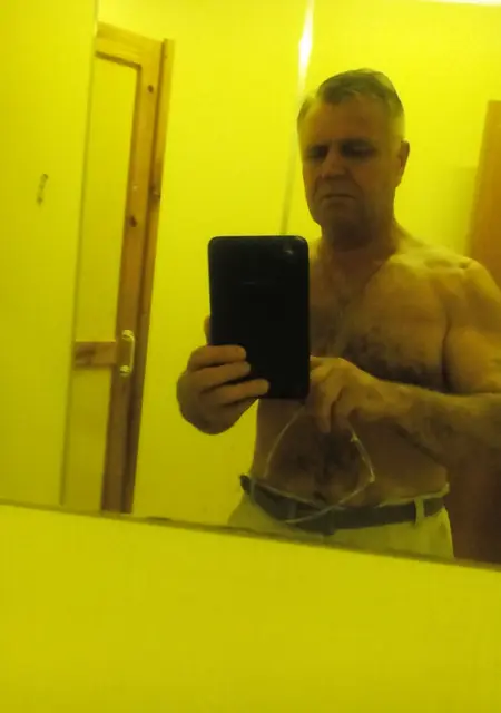 Я Виталий, 62, знакомлюсь без обязательств в Камышине