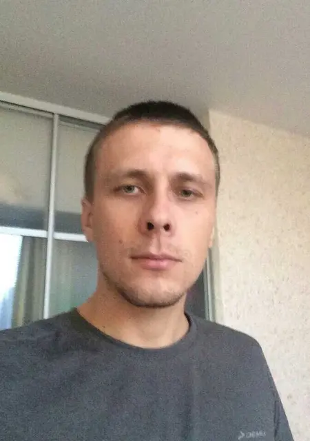 Евгений из Суровикина, мне 30, познакомлюсь на одну ночь