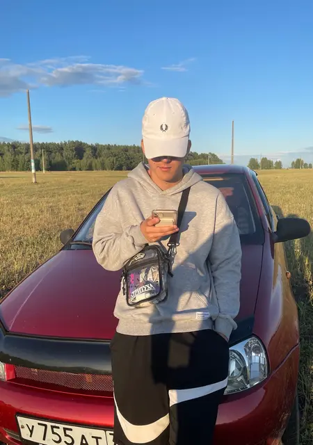 Я Дмитрий, 21, знакомлюсь на одну ночь в Ульяновске