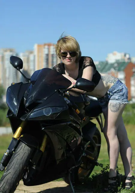 Я Elena, 31, из Нижнего Новгорода, ищу знакомства на одну ночь