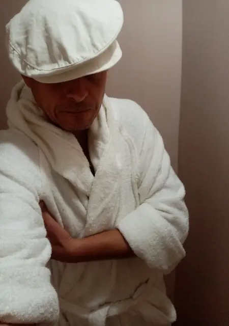 Максим з Чернівців, мені 47 років, познайомлюсь без зобов'язань