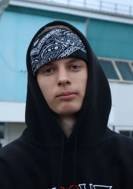 Александр из Славянска-на-Кубани, мне 20, познакомлюсь на одну ночь