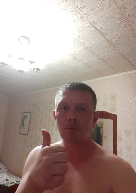 Роман из Липецка, ищу на сайте знакомства на одну ночь