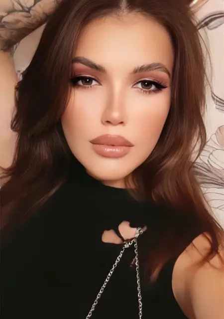 Анастасия из Екатеринбурга, мне 24, познакомлюсь для приятного времяпровождения