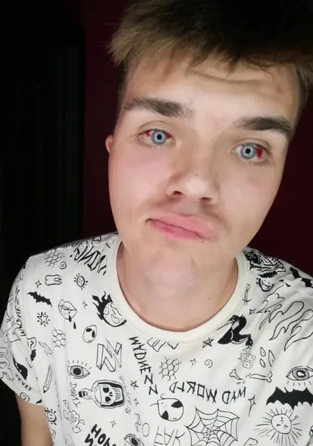 Тёма из Вольска, мне 21, познакомлюсь для дружбы