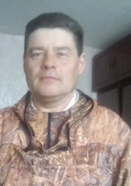 Игорь из Томска, мне 55, познакомлюсь на одну ночь