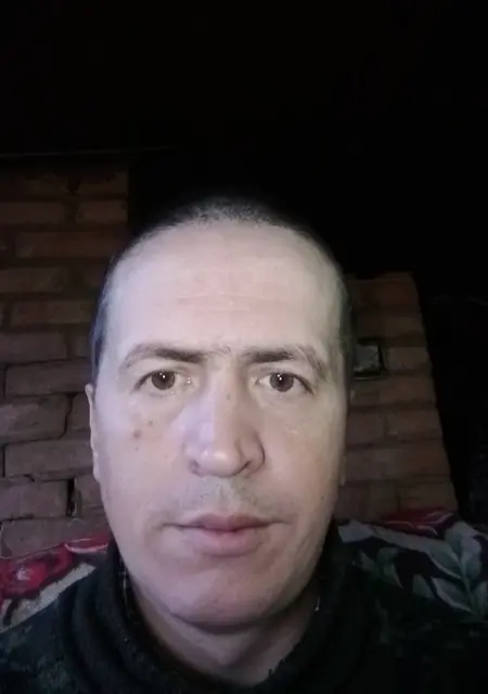 Дмитрий из Череповца, мне 43, познакомлюсь для общения