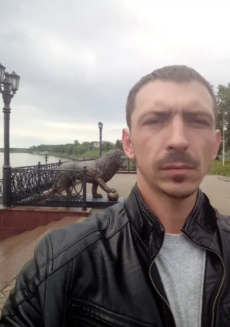 Димитрий из Рыбинска, ищу на сайте знакомства без обязательств