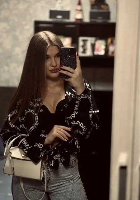 Карина из Орска, ищу на сайте знакомства без обязательств