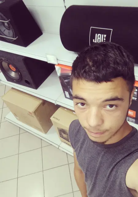 Ислом из Абакана, мне 26, познакомлюсь для вирта