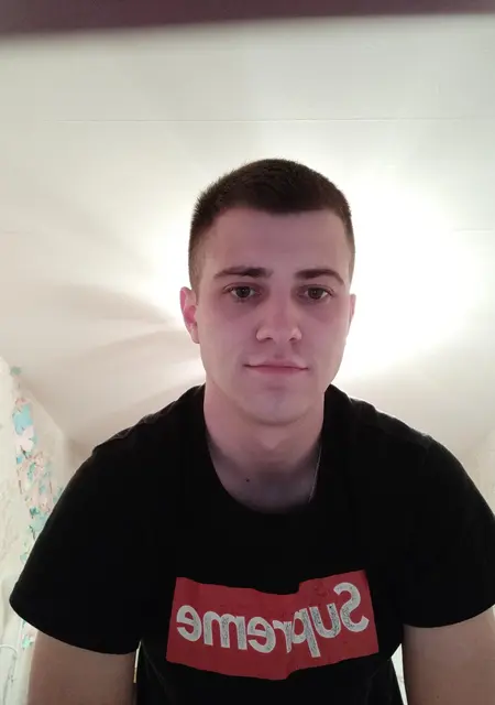 Дмитрий из Гомеля, мне 26, познакомлюсь на одну ночь