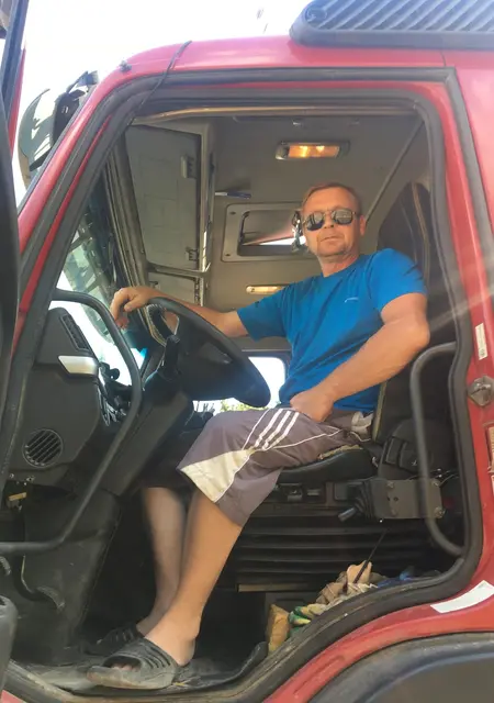 Игорь из Липецка, мне 52, познакомлюсь на одну ночь