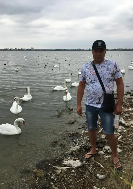 Я Алексей, 46, из Долгопрудного, ищу знакомство для приятного времяпровождения