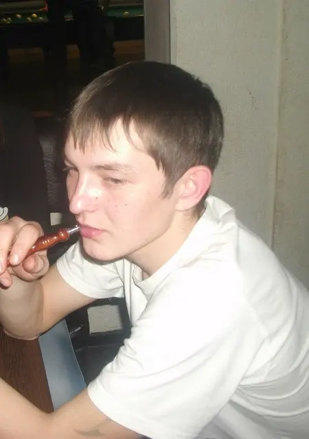 Денис из Анжеро-Судженска, ищу на сайте знакомства на одну ночь