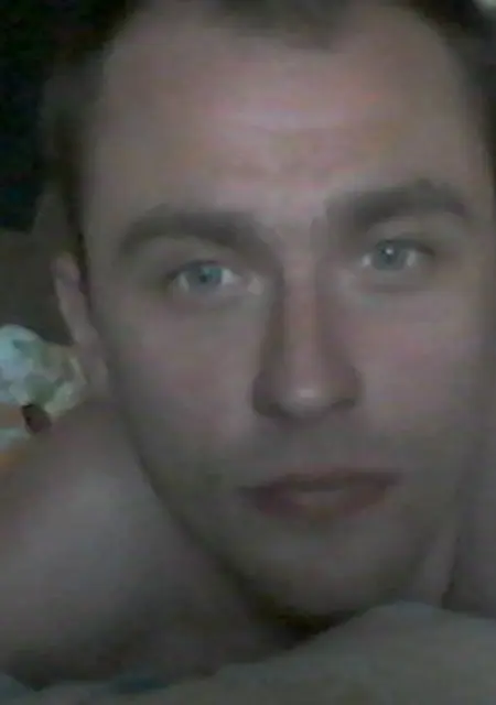 Дима из Колпина, мне 38, познакомлюсь без обязательств