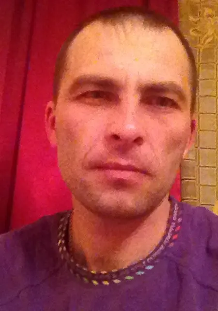 Я Александр, 49, из Нерюнгри, ищу знакомства на одну ночь