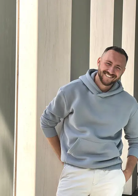 Я Тарас, 32, знакомлюсь без обязательств в Черкесске