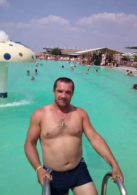 Я Micha, 46, из Симферополя, ищу знакомство для дружбы