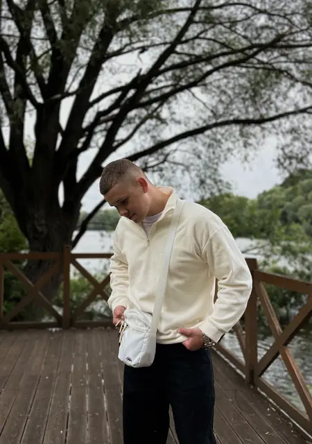 Тимофей из Коломны, мне 19, познакомлюсь без обязательств