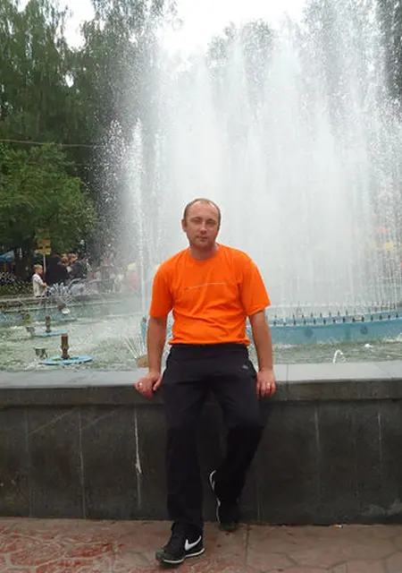 Я Viktor, 46, из Кстова, ищу знакомства без обязательств