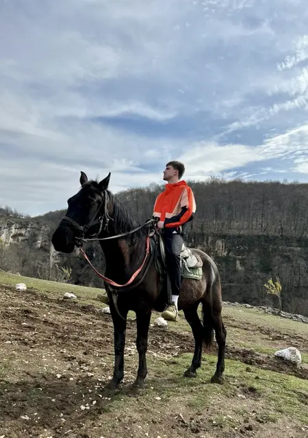 Я Николай, 28, знакомлюсь для дружбы в Армавире