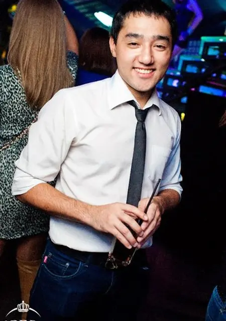 Я Рахим, 33, из Раменского, ищу знакомства без обязательств