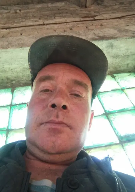 Ленар из Набережных Челнов, мне 40, познакомлюсь без обязательств