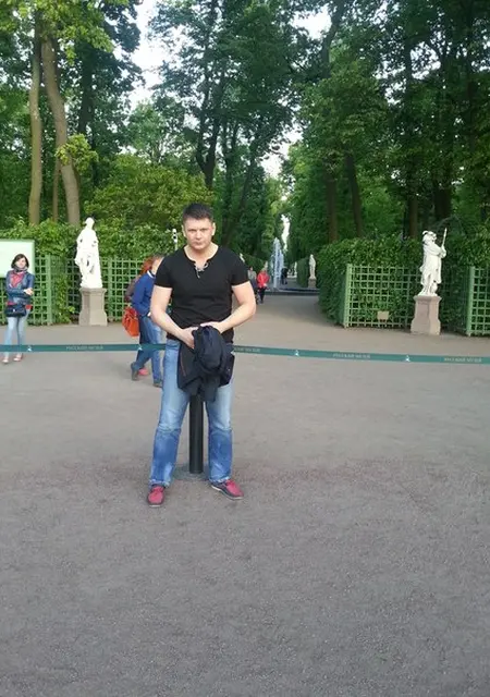 Толик из Саранска, ищу на сайте знакомства на одну ночь