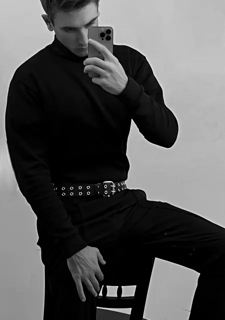 Евгений из Ялты, мне 30, познакомлюсь для приятного времяпровождения