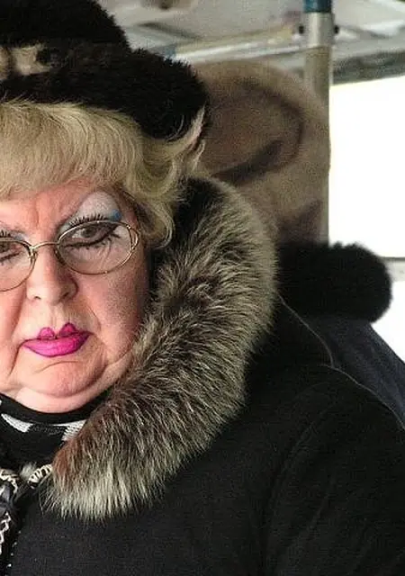 Карина из Томска, ищу на сайте постоянные отношения