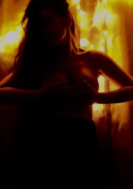 Я Ninapils, 44, из Тюмени, ищу знакомства на одну ночь