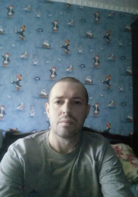 Я Алексей, 42, знакомлюсь на одну ночь в Белгороде