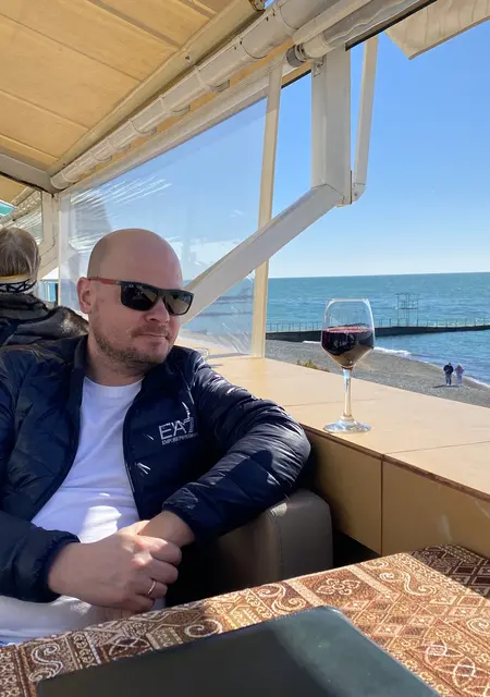 Я Max, 41, из Владикавказа, ищу знакомства на одну ночь