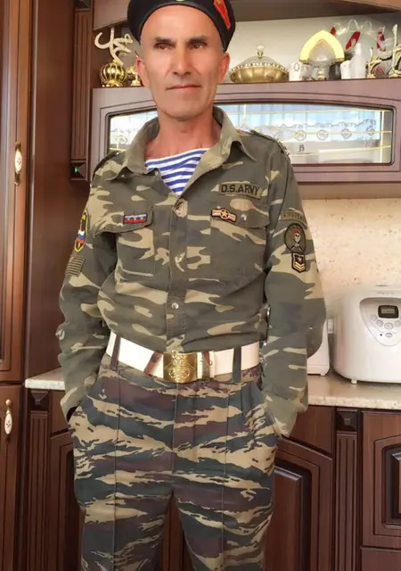 Сансаныч из Грозного, мне 40, познакомлюсь на одну ночь