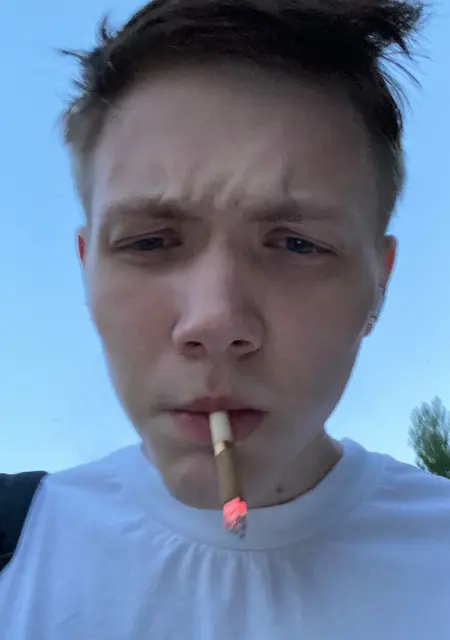 Я Misha, 21, из Ельца, ищу знакомство для общения